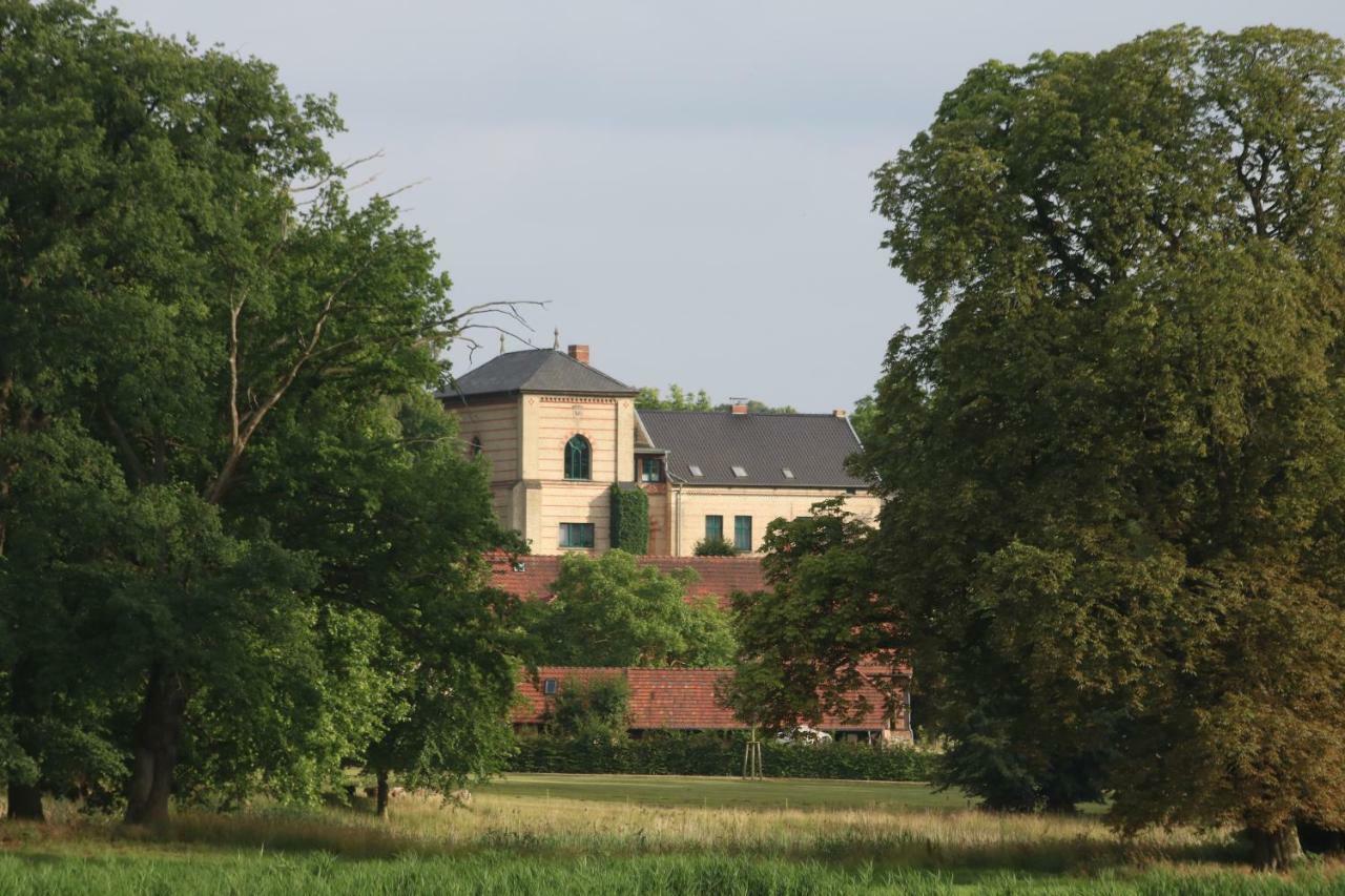 Historisches Gebaeude " Rentmeisteramt" Basedow Basedow  Екстер'єр фото
